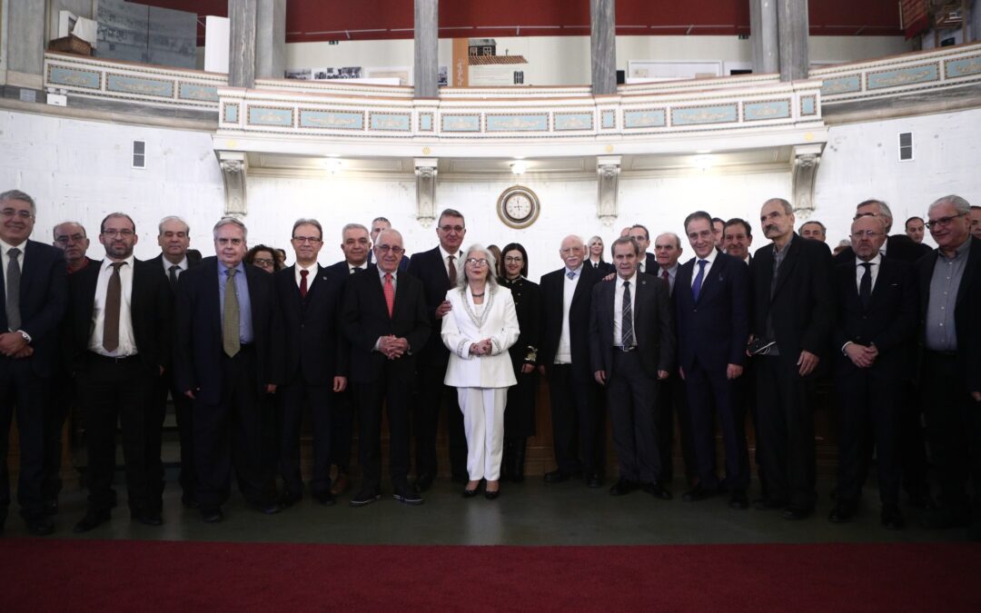 Δελτίο Τύπου Π.Ι.Σ.: Ο Πανελλήνιος Ιατρικός Σύλλογος τίμησε τους τέως προέδρους του σε εκδήλωση στην Παλαιά Βουλή